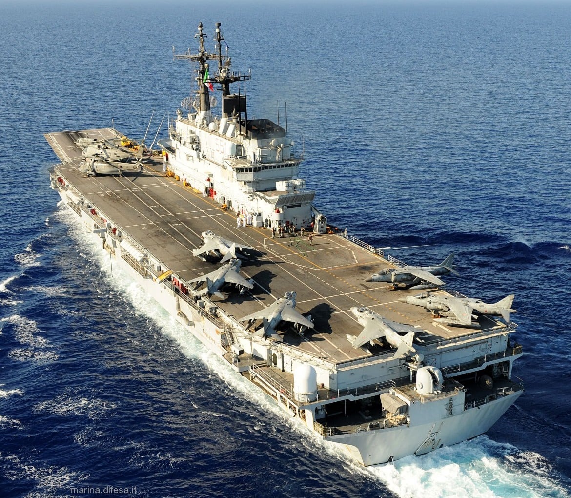 The aircraft carrier ITS Giuseppe Garibaldi (C 551). Photo credits: Italian Navy