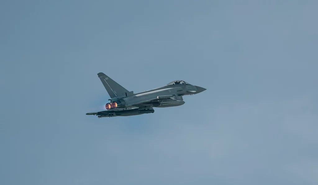 Ілюстративне фото британського Typhoon. Джерело: Королівські ПС Британії.