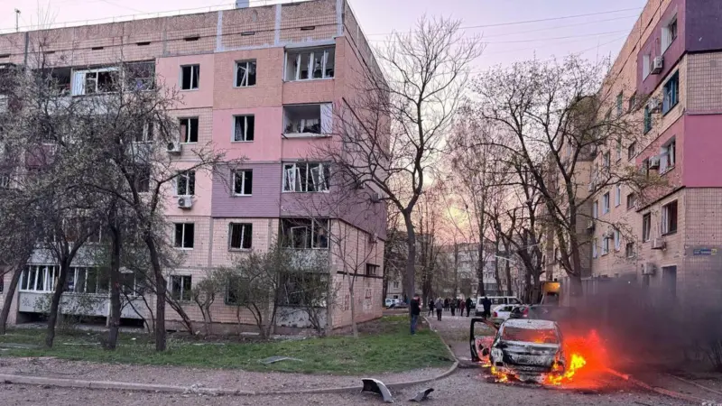 Site of the Iskander-M missile strike near a playground in Kryvyi Rih, April 4, 2025. Photo credits: BBC