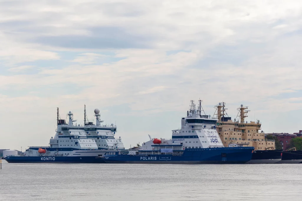 Фінські криголами. Фото: GeoffreyWhiteway/ Freerange Stock