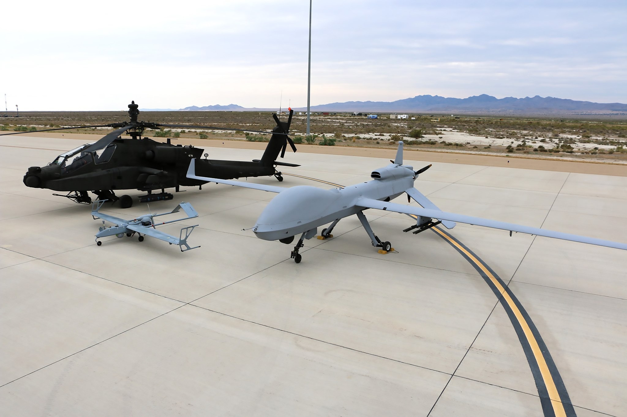 JLTV, M10 Booker, AH-64D: що ще спишуть і перестануть купувати США та чому