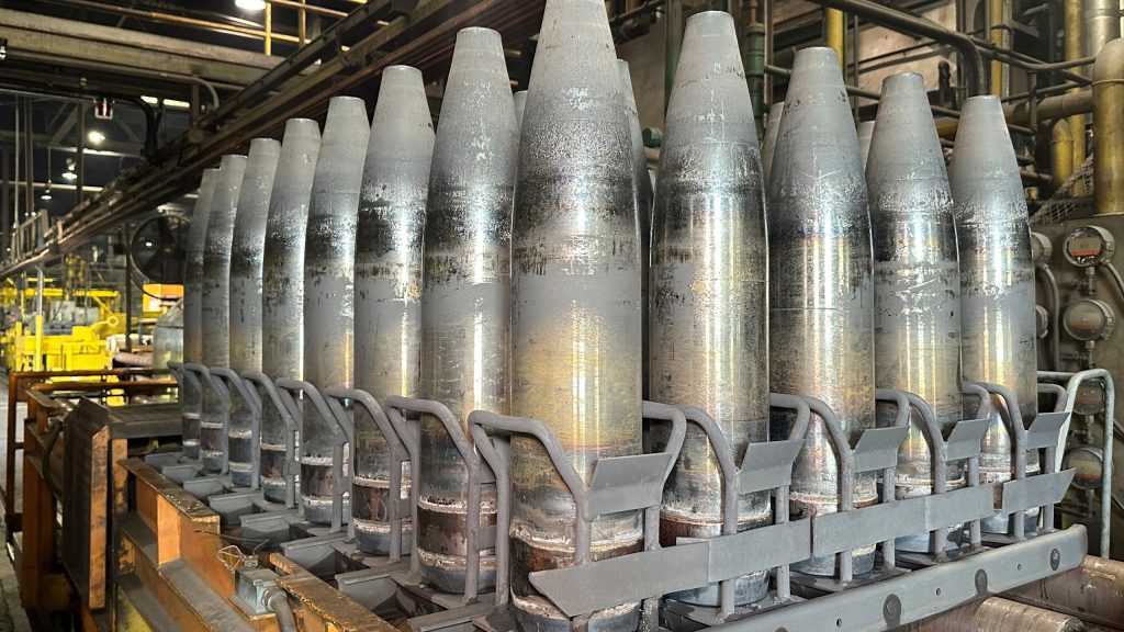 Artillery ammunition production process. Photo credits: AP