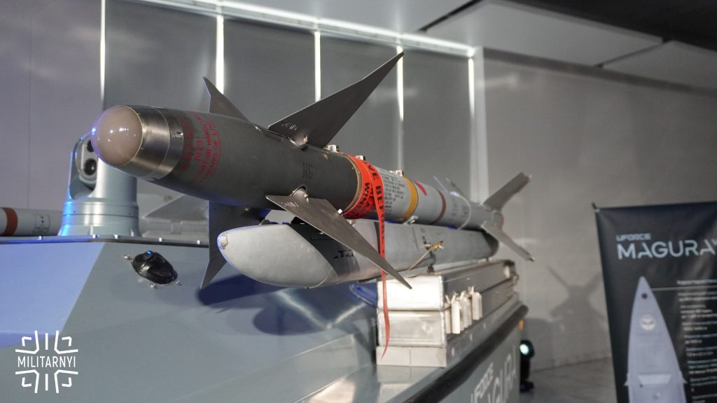 Ракета AIM-9M на пусковій установці морського дрона Magura v7, травень 2025. Фото: "Мілітарний".