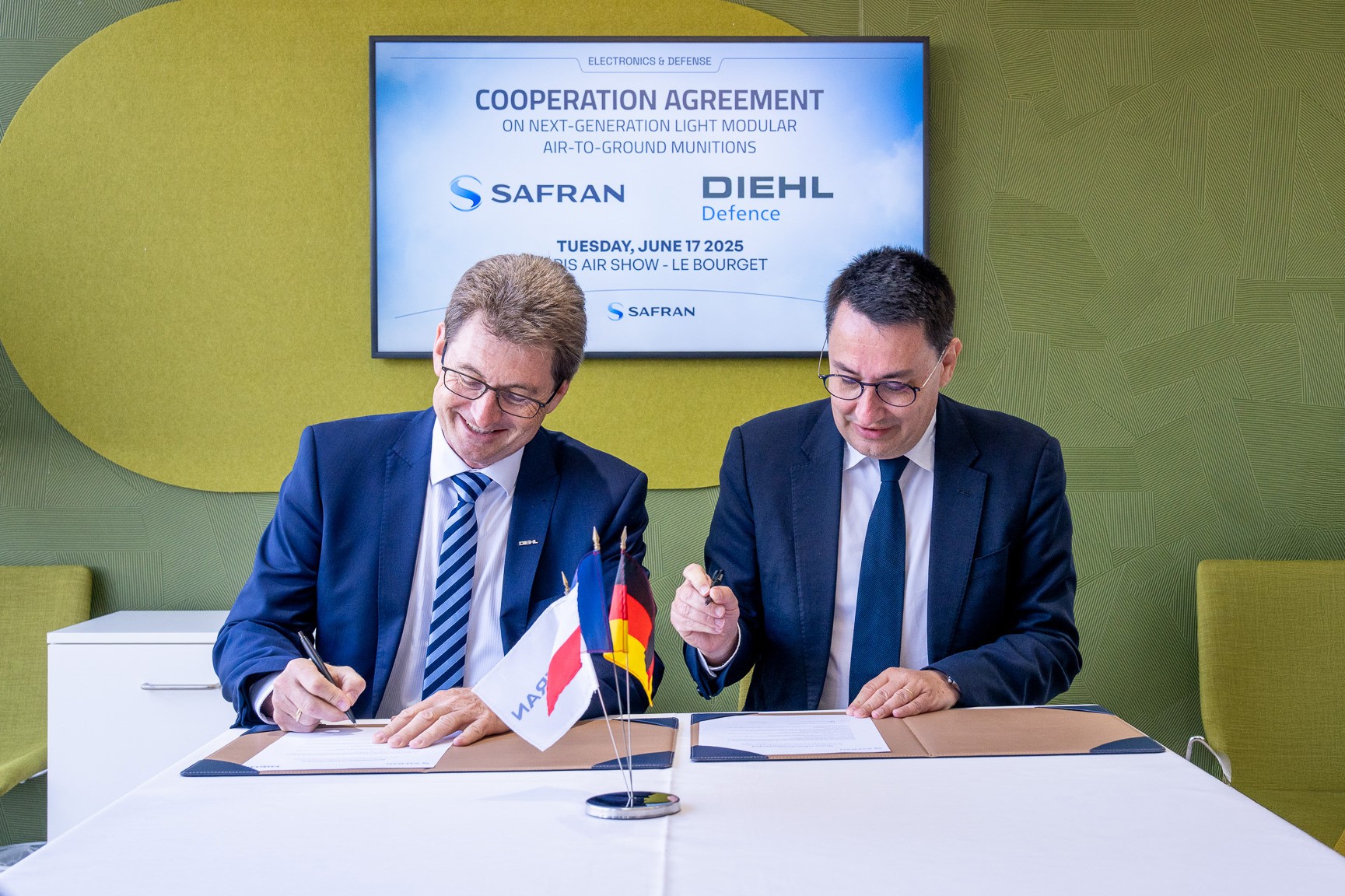 Підписання угоди між Diehl Defence та Safran. Франція, червень 2025. Джерело: Diehl Defence 