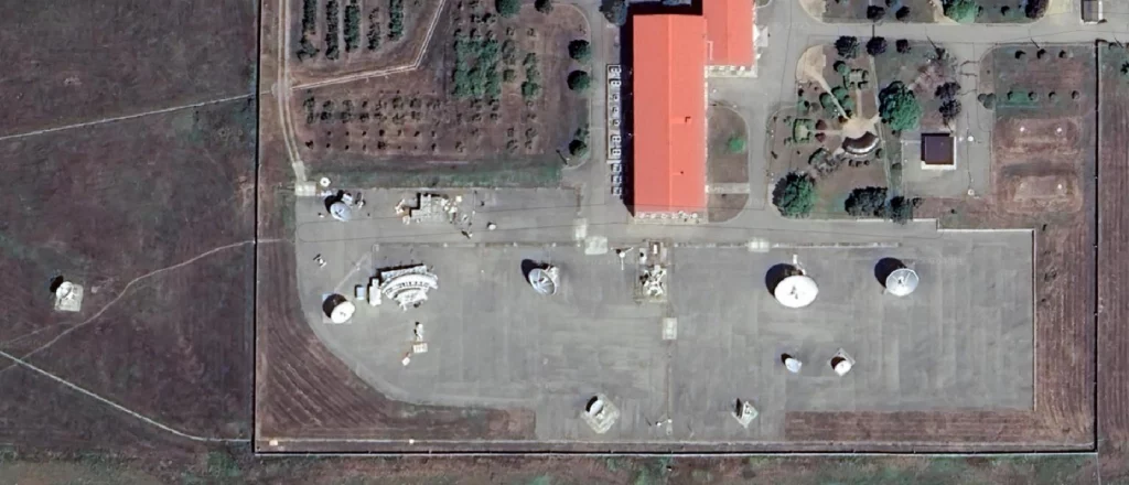 Military unit 11380, one of the components of “Center 16” located near Crimea. Photo by Google Maps