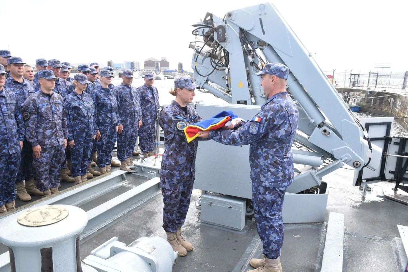 Flag-raising ceremony aboard Capitan Constantin Dumitrescu (M217), August 4, 2025. Photo credits: Royal Navy of the United Kingdom