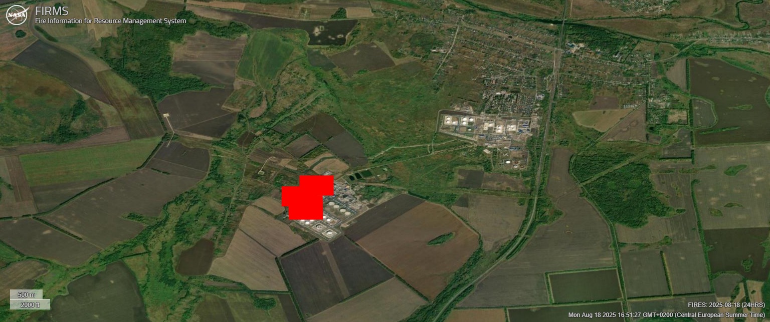 Fire at the Nikolskoye-1 oil pumping station in the Tambov region. Photo credits: FIRMS