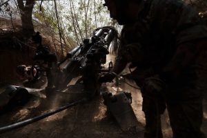 ЗСУ успішно контратакували і зачистили від ворога Михайлівку та Володимирівку – Сирський