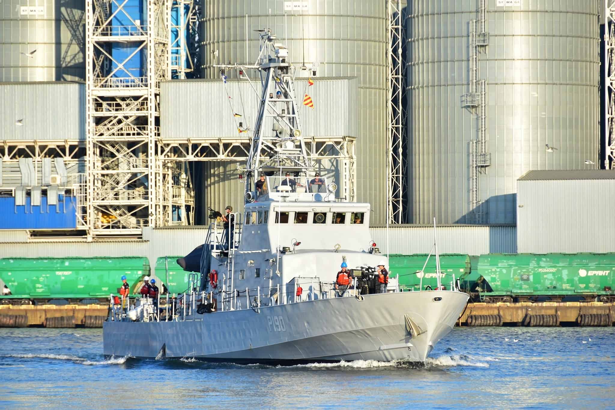 US Navy Buys 33 Boats With Funds From 26 Aid Items Cut to Ukraine. Why Did This Happen