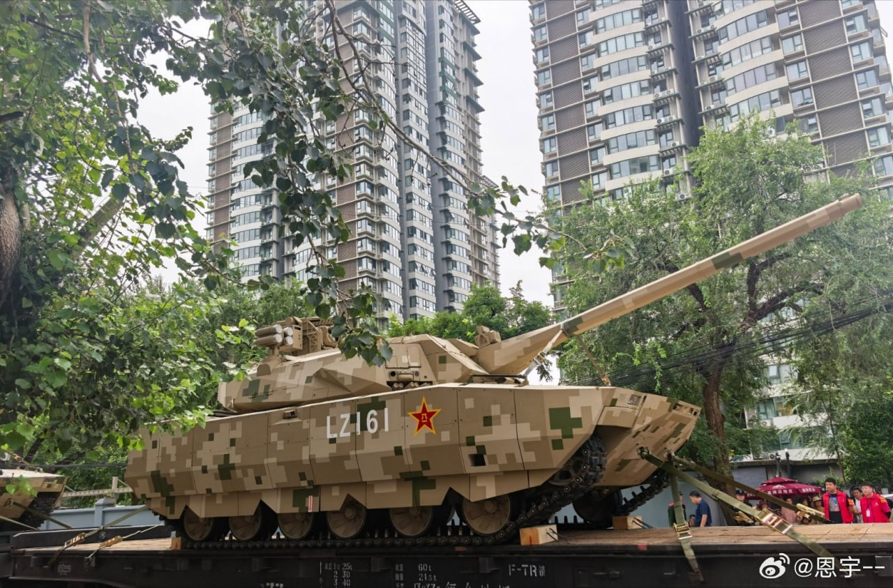 Китайський середній танк нового покоління. Серпень 2025. Джерело: Btvt.info