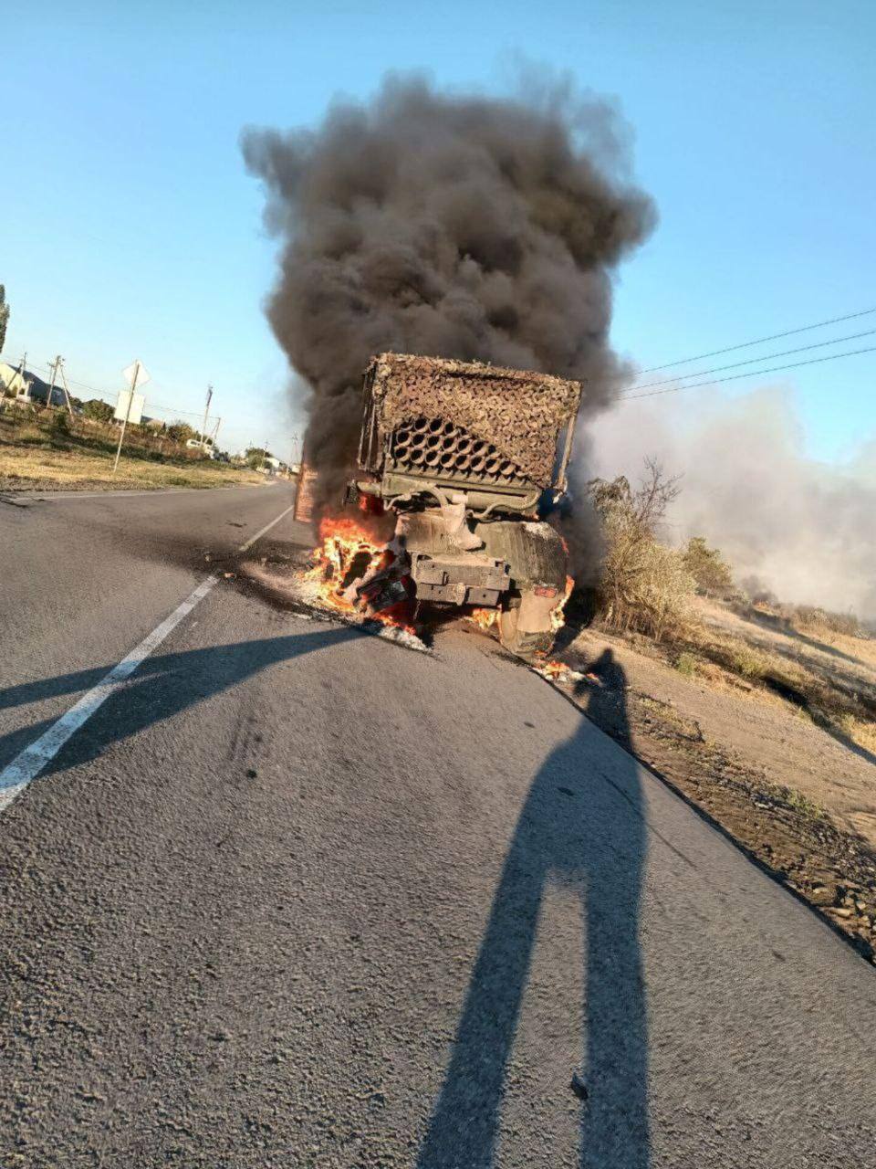 Знищена РСЗВ «Град» на Херсонщині. Серпень 2025 року. Фото: telegram-канал BRITISH INTELLIGENCE