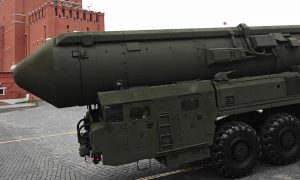 Росія заявила про запуск у серію ракетного комплексу «Орешник»