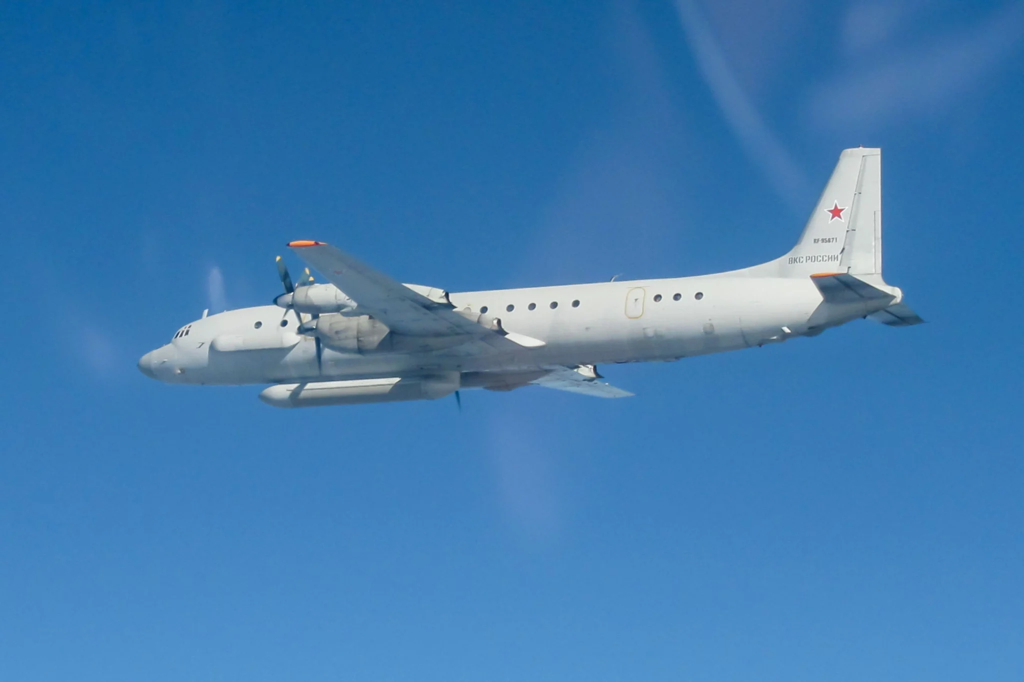 Interception of a Russian Il-20M. Photo credits: Royal British Air Force