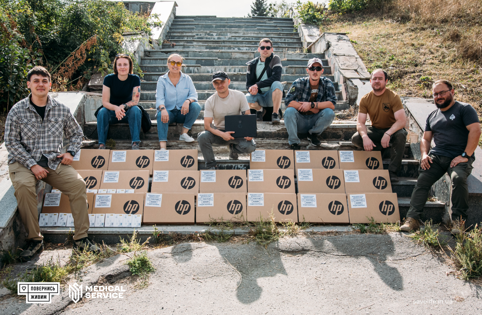 Під час однієї з видач планшетів для бойових медиків. Фото: пресслужба Медсервісу 3-го армійського корпусу