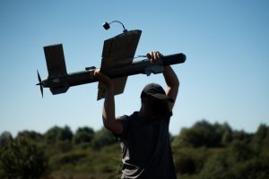 Дальність 40+ км: в Україні провели фінальні випробування дронів-камікадзе кластера Brave1