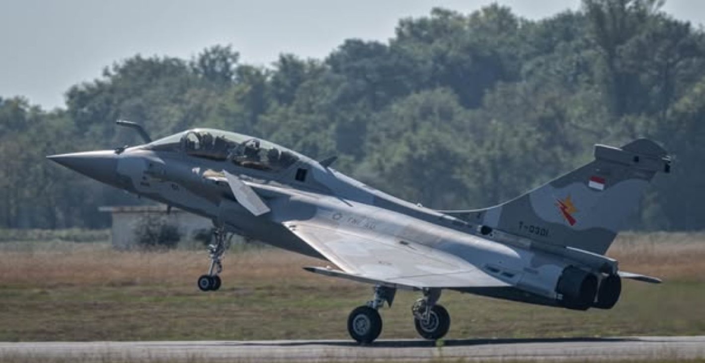 Винищувач ПС Індонезії Rafale здійснив перший політ