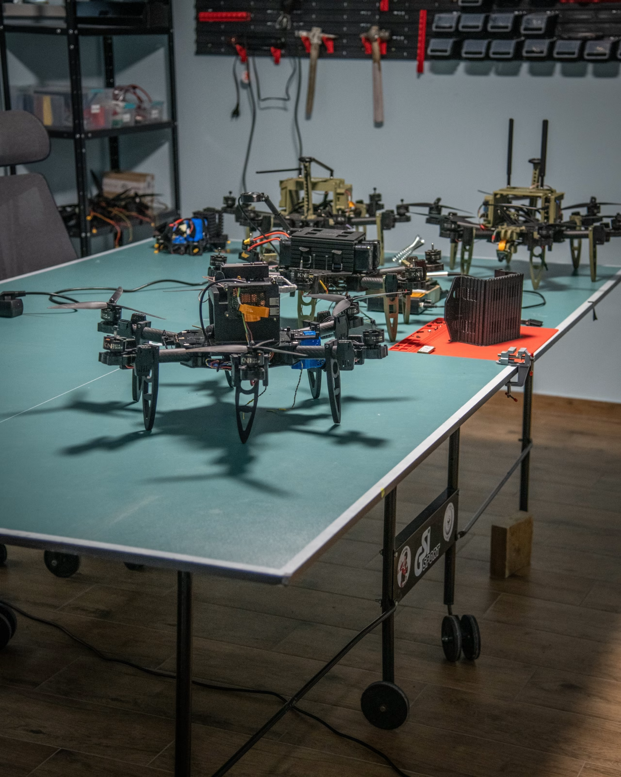 Ukrainian drones equipped with swarm AI technology. Photo credits: WSJ