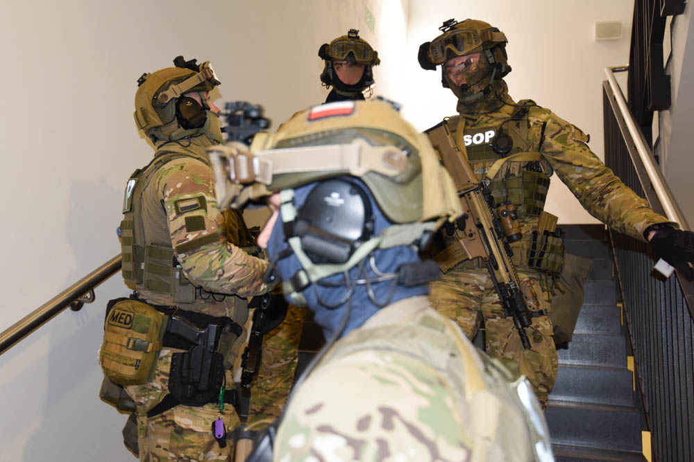 У Польщі нейтралізували білоруський дрон, котрий літав над урядовим кварталом Варшави