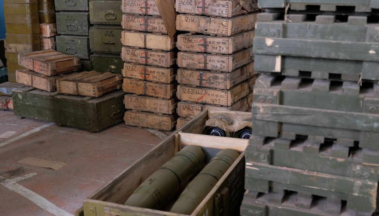 У Богданівці знищили склад РФ з дронами та високоточними снарядами ЗУБК14