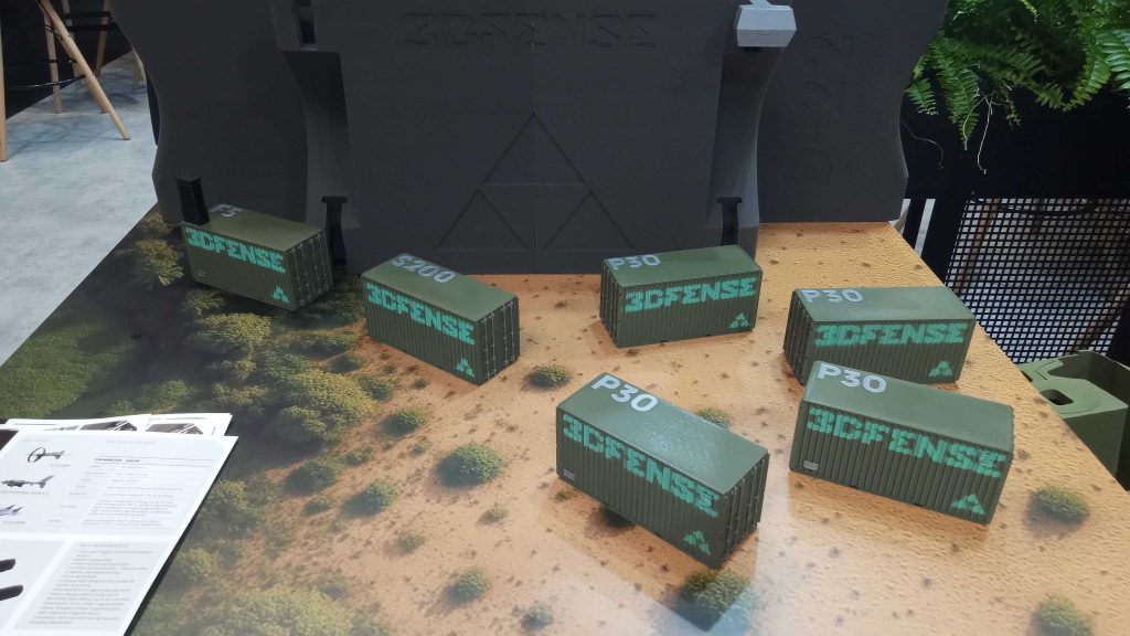 Макет мобільної фабрики UAV Production System від компанії 3DFENSE. Фото: Мілітарний