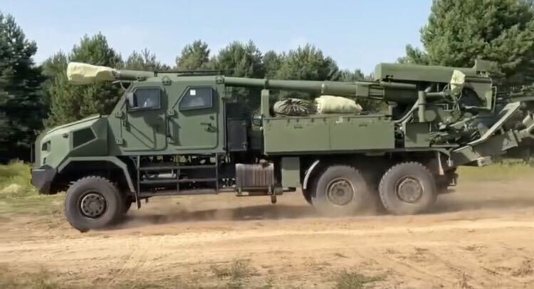ССО отримали на озброєння САУ «Богдана» на новому шасі
