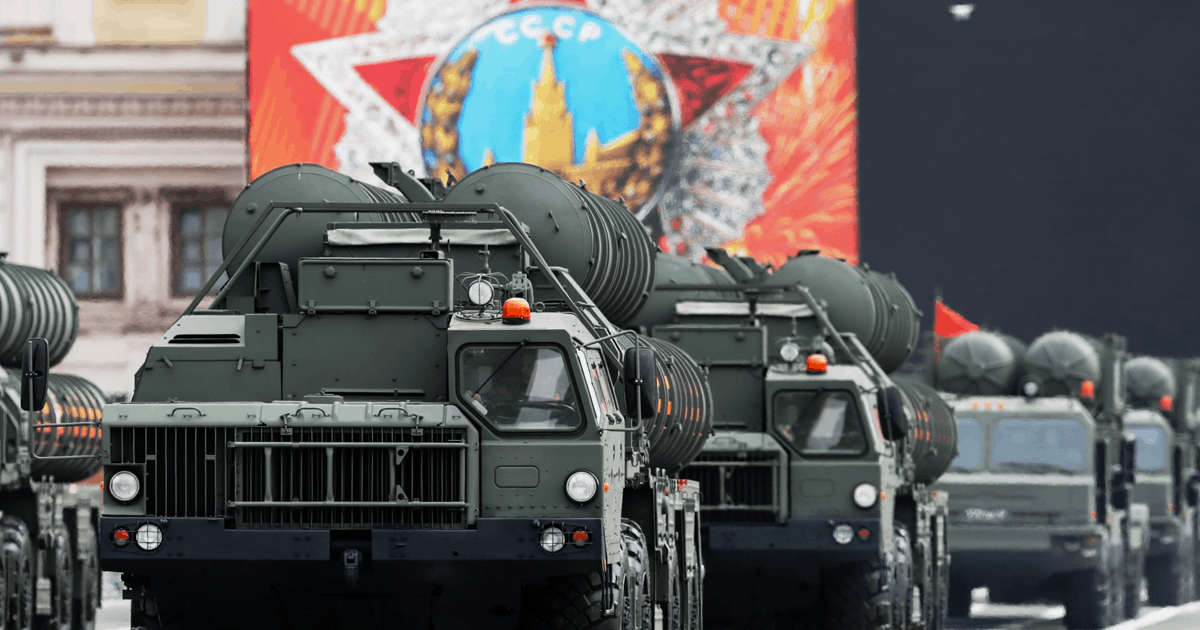 India Is Considering Purchasing Russian S-400 and S-500 Air Defense Systems