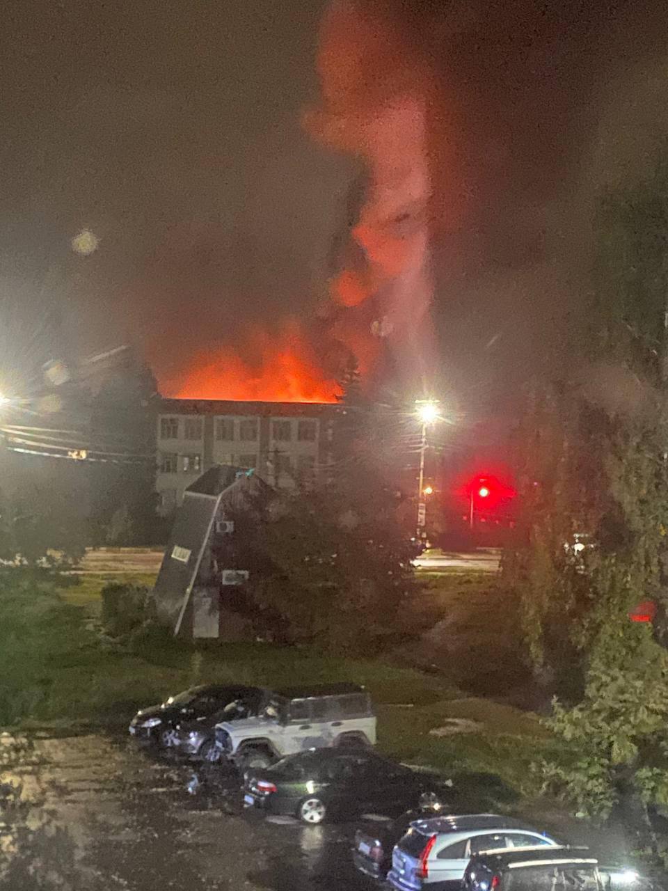 Пожежа на Карачевському заводі «Электродеталь». 29 вересня 2025 року. Джерело: Astra