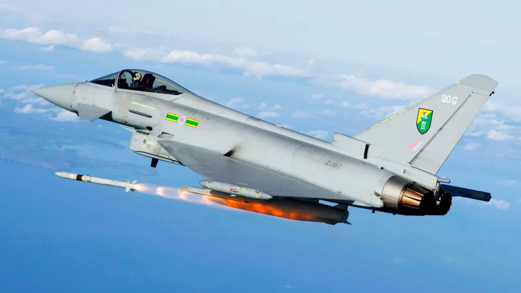 Момент пуску ракети ASRAAM з борту винищувача Typhoon. Фото: MBDA UK 