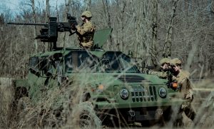 AM General представила нові версії Humvee та JLTV