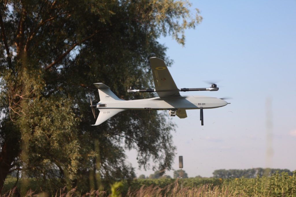 Зліт розвідувального дрону Buntar-3 «Бунтар-3» 