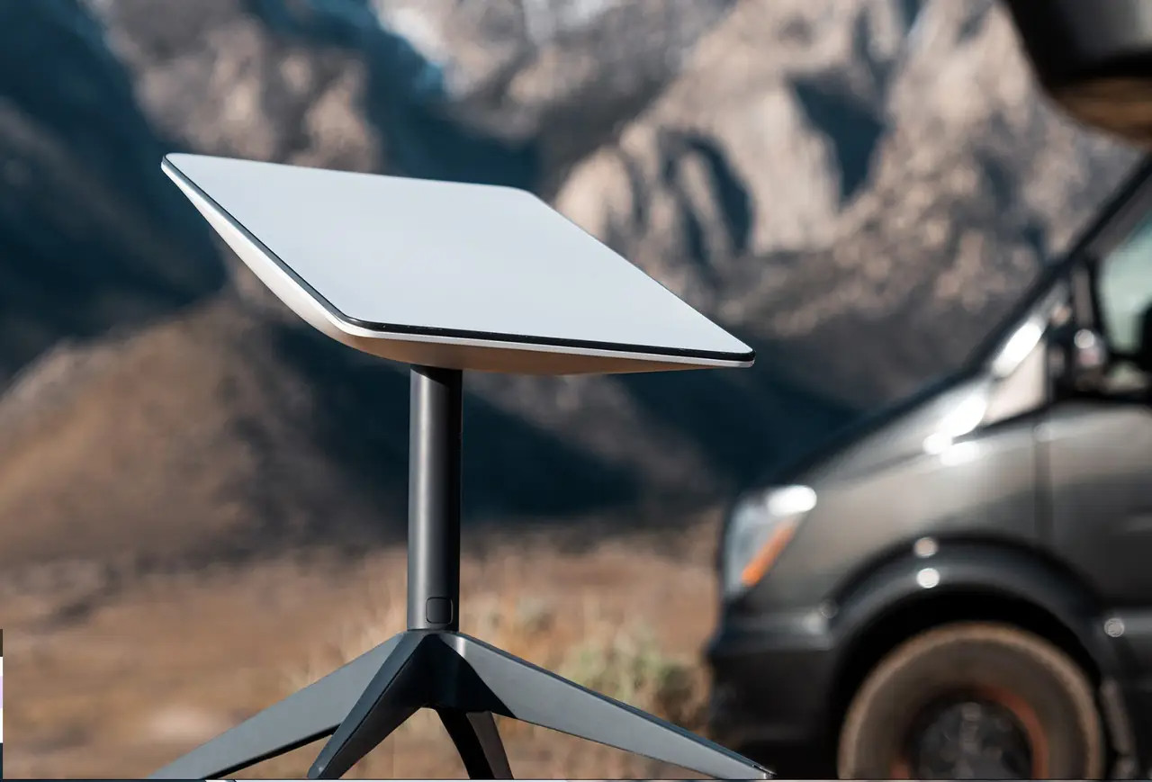 Треба встановити до 17 листопада: критичне оновлення для Starlink