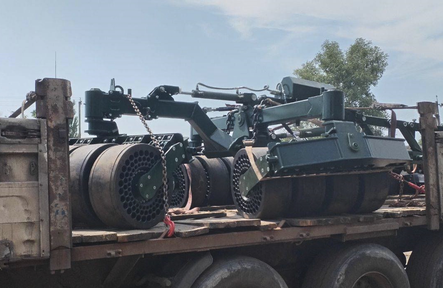 Українські аграрії розробили для ЗСУ мінний трал. Перша партія у дорозі