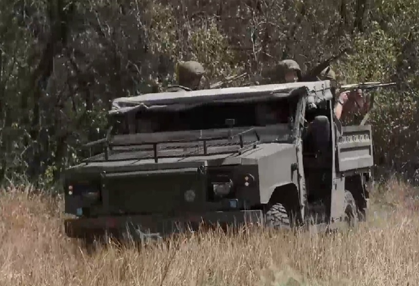 Армійський автомобіль "Улан-1".