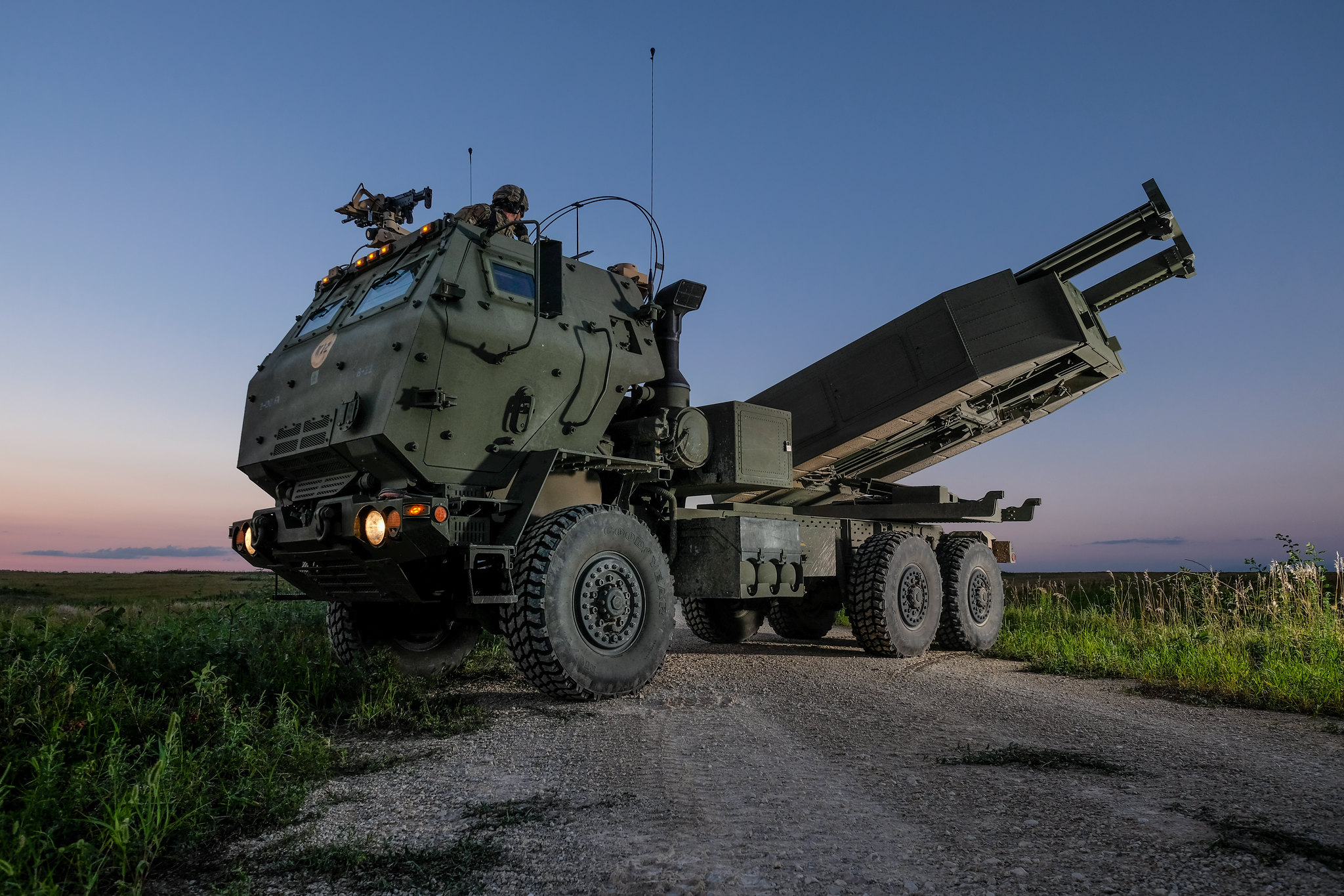 Estonia to Purchase Three More HIMARS, Secures Defense Industry Investment Boost