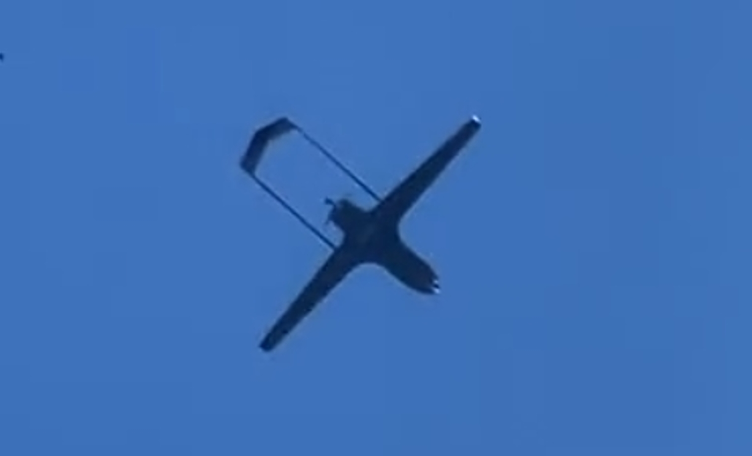 Один з найбільших російських НПЗ у Новокуйбишевську зупинив роботу через українські атаки