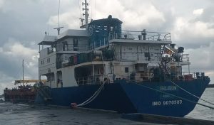 У Чорному морі затонуло вантажне судно — український екіпаж врятували