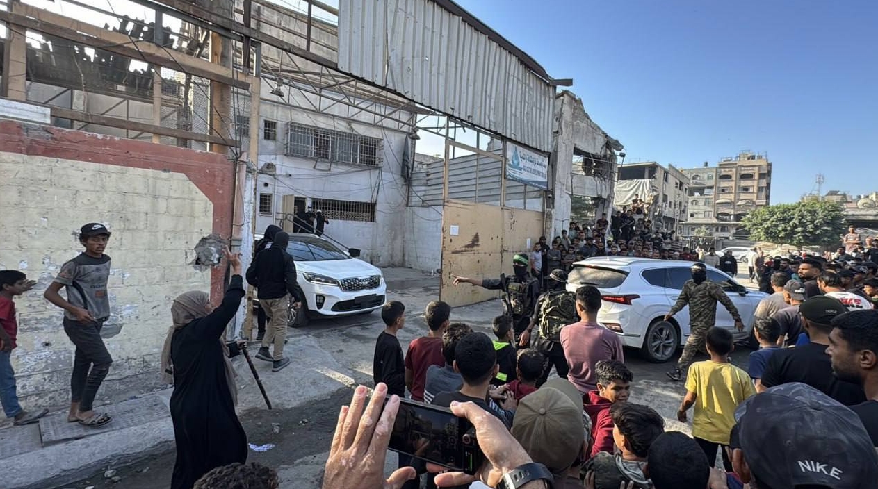 The soldiers of the Palestinian Al-Qassam Brigade during a prisoner exchange in Gaza. October 2025. Source: t.me/voiceofpalestine