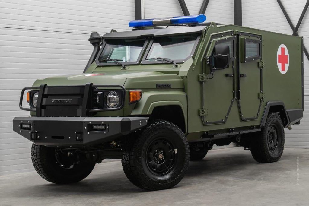 Броньована швидка MEDIGUARD для військових України, жовтень 2025. Фото: посольство Німеччини в Україні