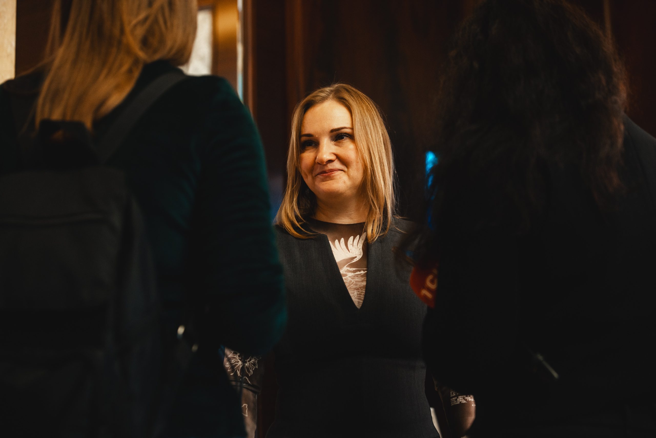 Ольга Решетилова на заході Людина у війську 