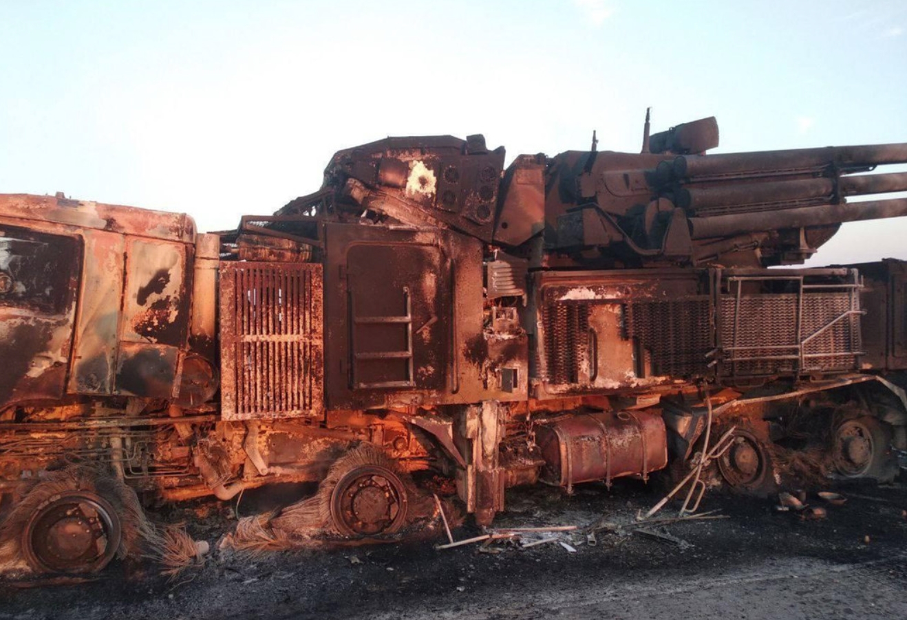 Знищений російський ЗРГК «Панцирь-С1» в Україні. Джерело: Oryx