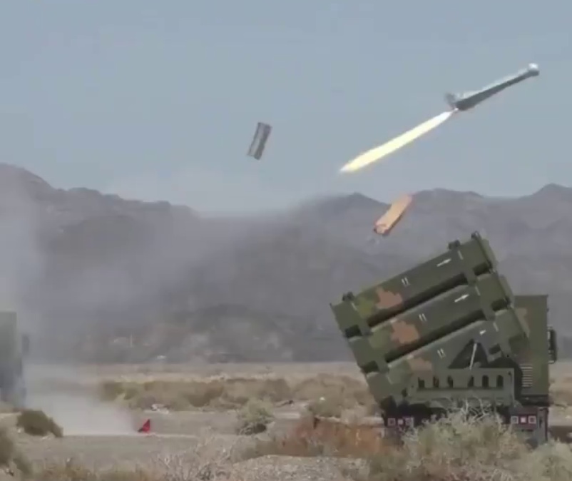 Повернення до джерел: Армія Китаю провела вогневі випробування протирадарного «шахеда»