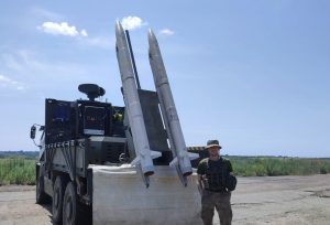 Полюють і на Су-25: Розрахунок ЗРК Raven збив вже понад два десятки дронів та декілька ракет