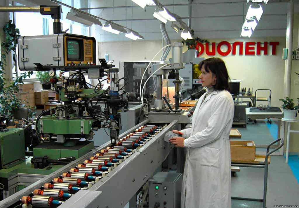 Виробництво заводу «Фіолент» в тимчасово окупованому Криму. Фото: РосЗМІ