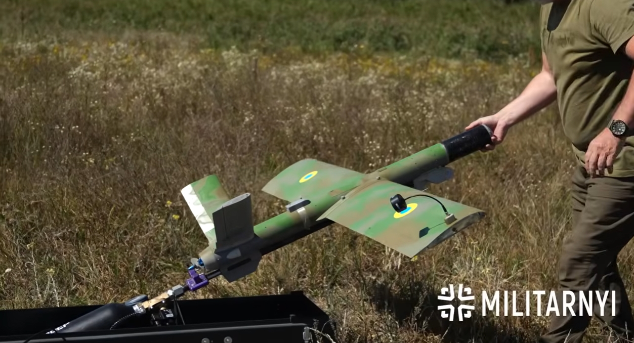 В Україні розробили дрон-камікадзе «Жук», котрий уражає цілі на відстані у понад 40 кілометрів