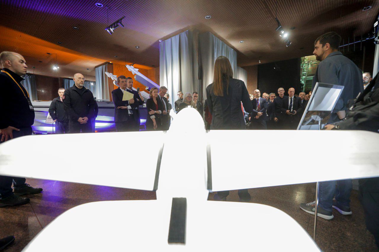 $1.1B for Ukrainian and American Weapons: Partners to Place New Orders