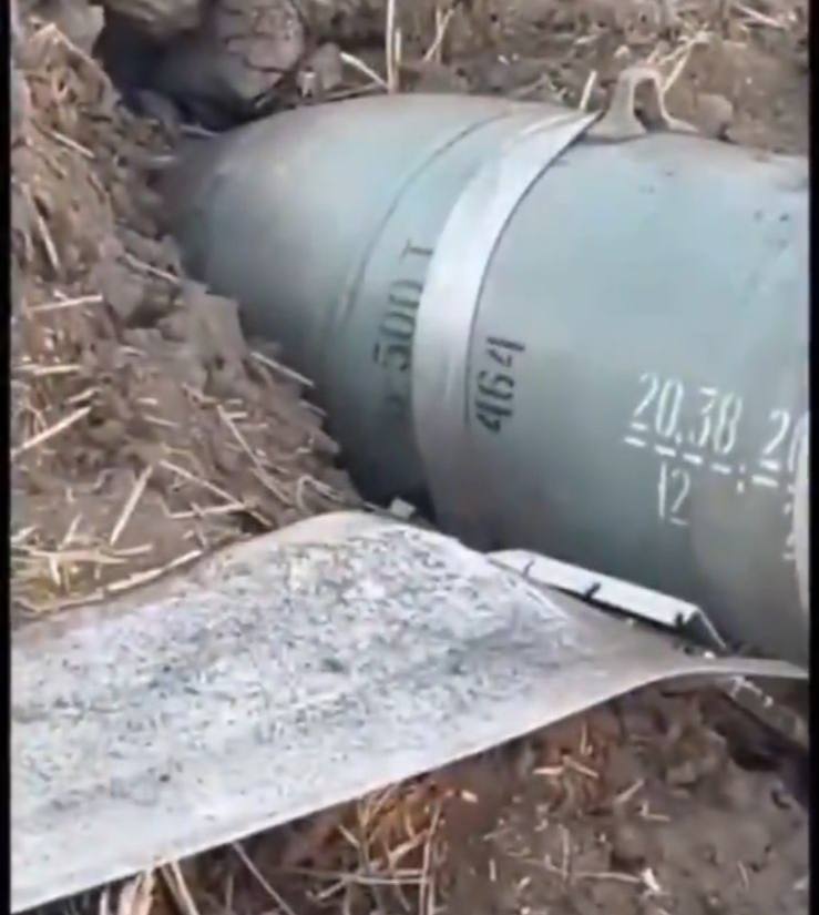 Падіння керованої авіабомби на території Росії. Джерело: Тік-Ток користувача РФ