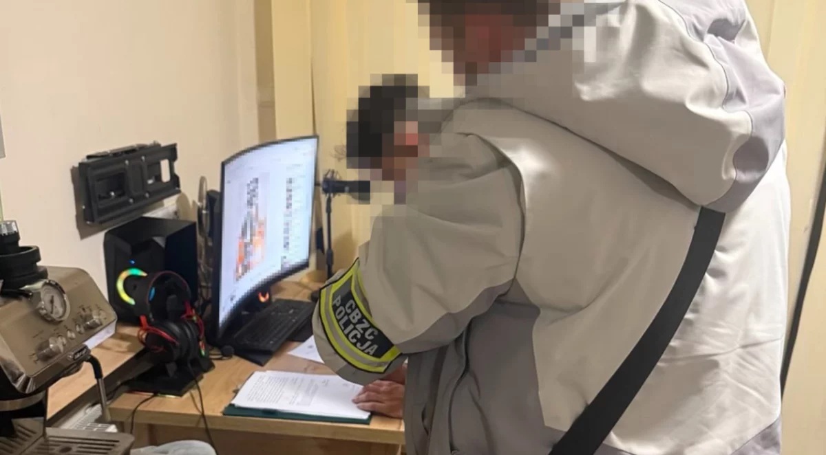 A 23-year-old Russian citizen suspected of interfering with the IT systems of Polish and European companies was detained in Poland. Photo credits: CBZC