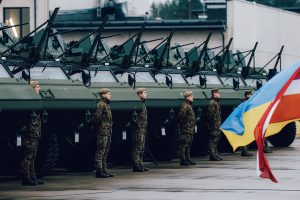 Латвія передала Україні останню партію бронетранспортерів Patria 6×6