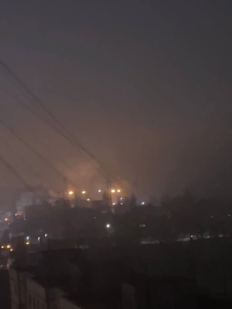 Воронеж без світла: дрони атакували міську теплоелектроцентраль, виникла пожежа
