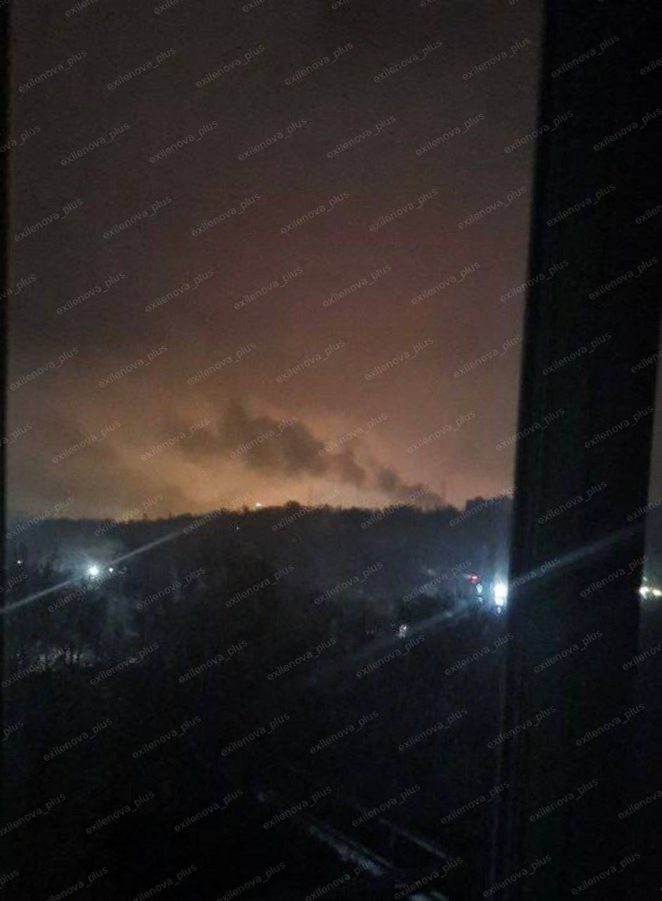 Попередньо, пожежа на НПЗ у Саратові, РФ. 14 листопада 2025. Джерело: Exilenova+.